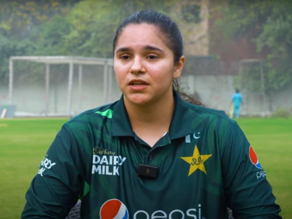 پاکستان ویمنز کرکٹ ٹیم کی بیٹر شوال ذوالفقار کے والد انتقال کرگئے