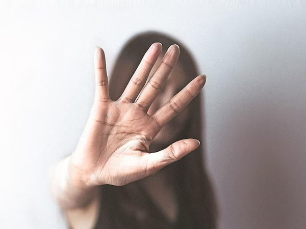 زرعی یونیورسٹی فیصل آباد کی طالبہ کو ’نازیبا اشارے، جنسی ہراساں‘ کرنےوالا پروفیسر گرفتار، مقدمہ درج