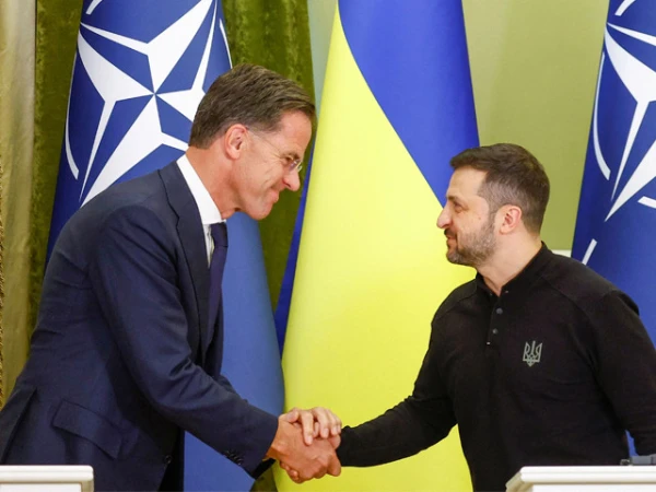 یوکرین نے ٹرمپ امن فارمولے پر گرین سگنل دے دیا