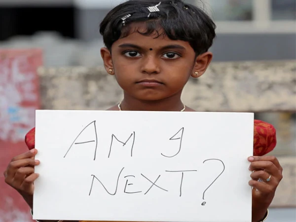 بھارت میں 6 سال کی 3 بچیوں کو ٹیچر نے زیادتی کا نشانہ بنا ڈالا