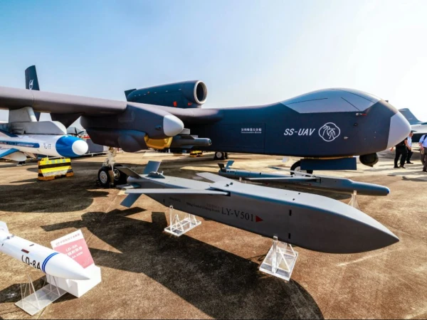 100 خودکش ڈرون لے جانے والا جیو تیان—چین کی نئی ٹیکنالوجی نے دنیا بھر کے دفاعی ماہرین کو چونکا دیا