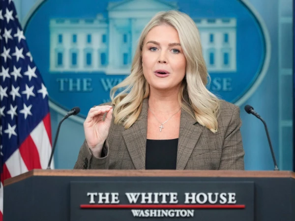 امریکا کا افغانستان سے آنے والے تارکین وطن کی دوبارہ جانچ کا فیصلہ