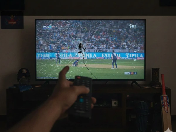 آئی پی ایل کی مشکلات میں مزید اضافہ، بنگلادیش کا نشریات روکنے کا حکم